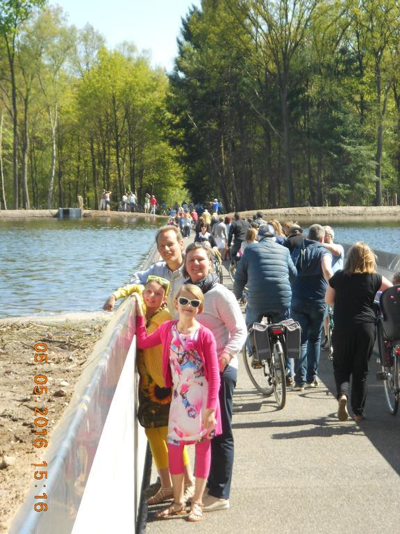 B&B De Fruithoeve Hoeselt Exteriör bild